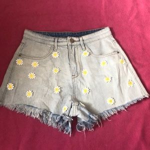 daisy shorts